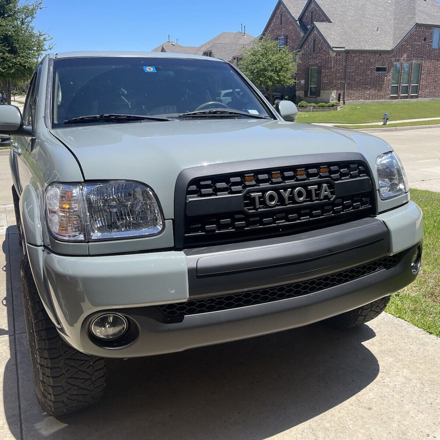 Front Grille For Toyota Tundra 2003 2004 2005 2006 TRD Bumper Grilles Grill Replacement Grills W/4 Lights Black